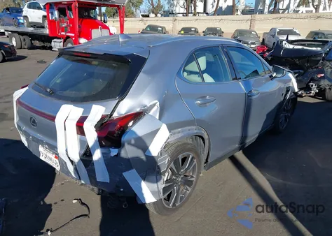 2024 Lexus Ux 250H z USA, uszkodzony, nr VIN JTHX6JBH0R2182434